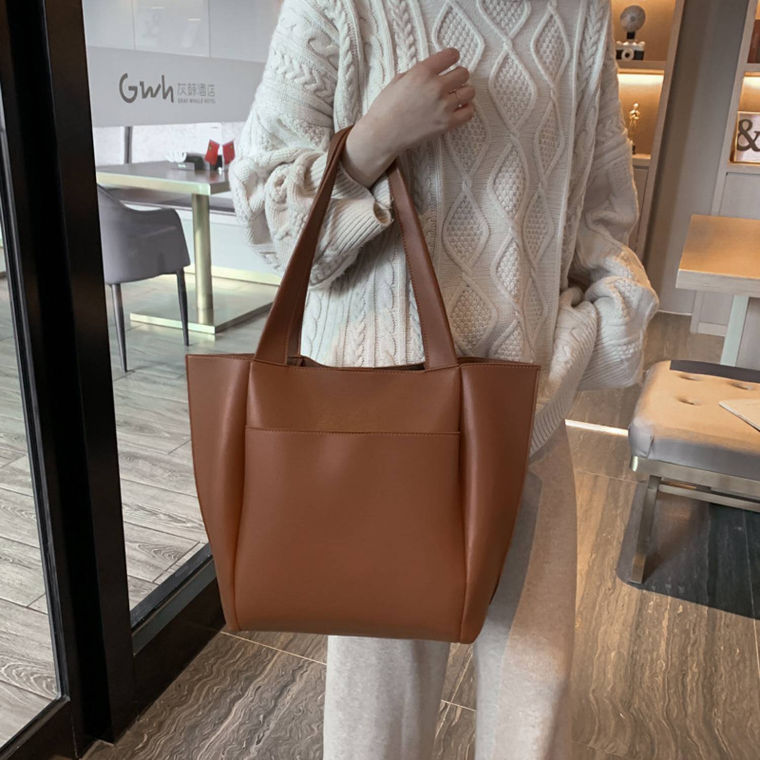 Large Practical Commuter Tote Bag, custom tote bag with logo imprint 3