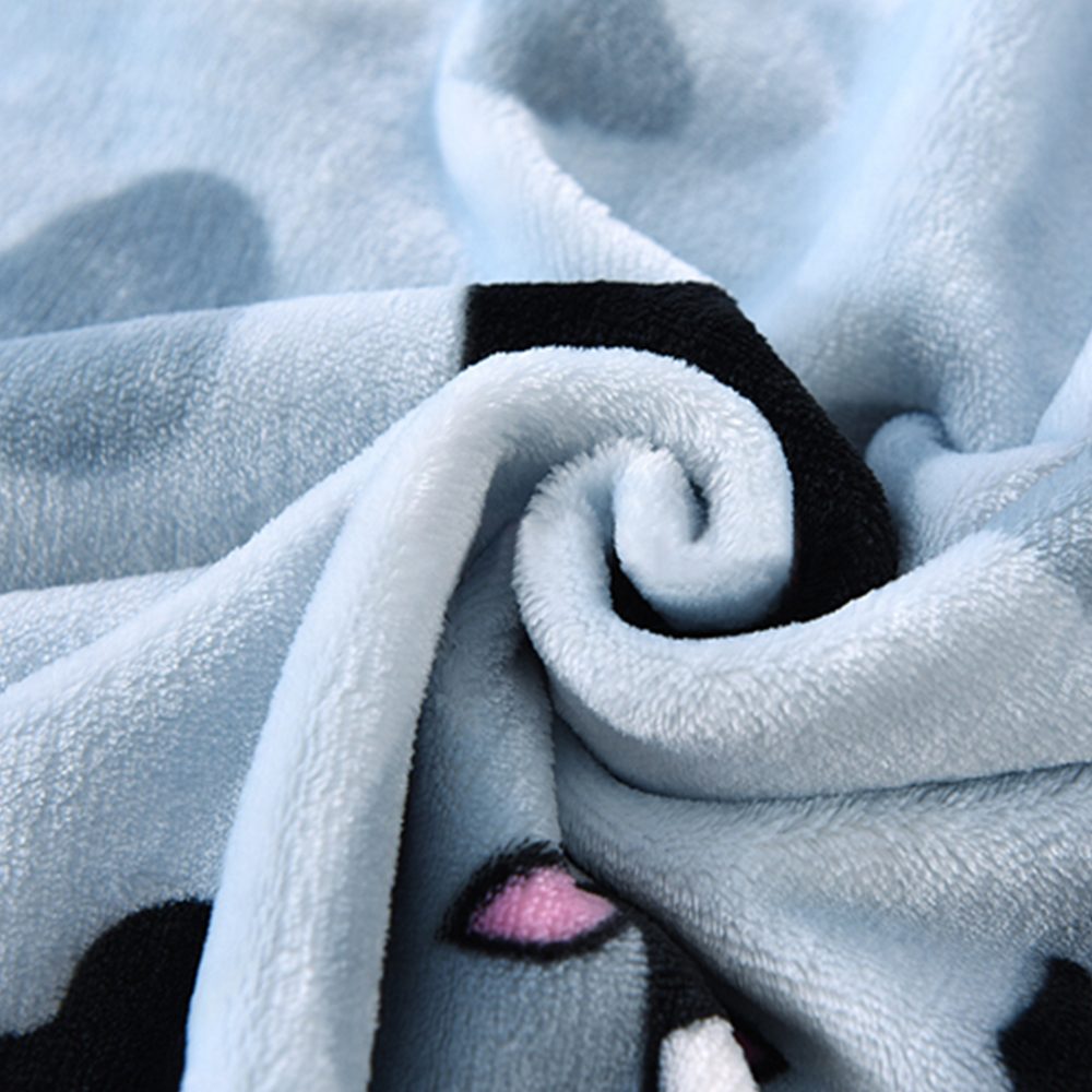 Extra Thick Warm Keeping Blanket 1