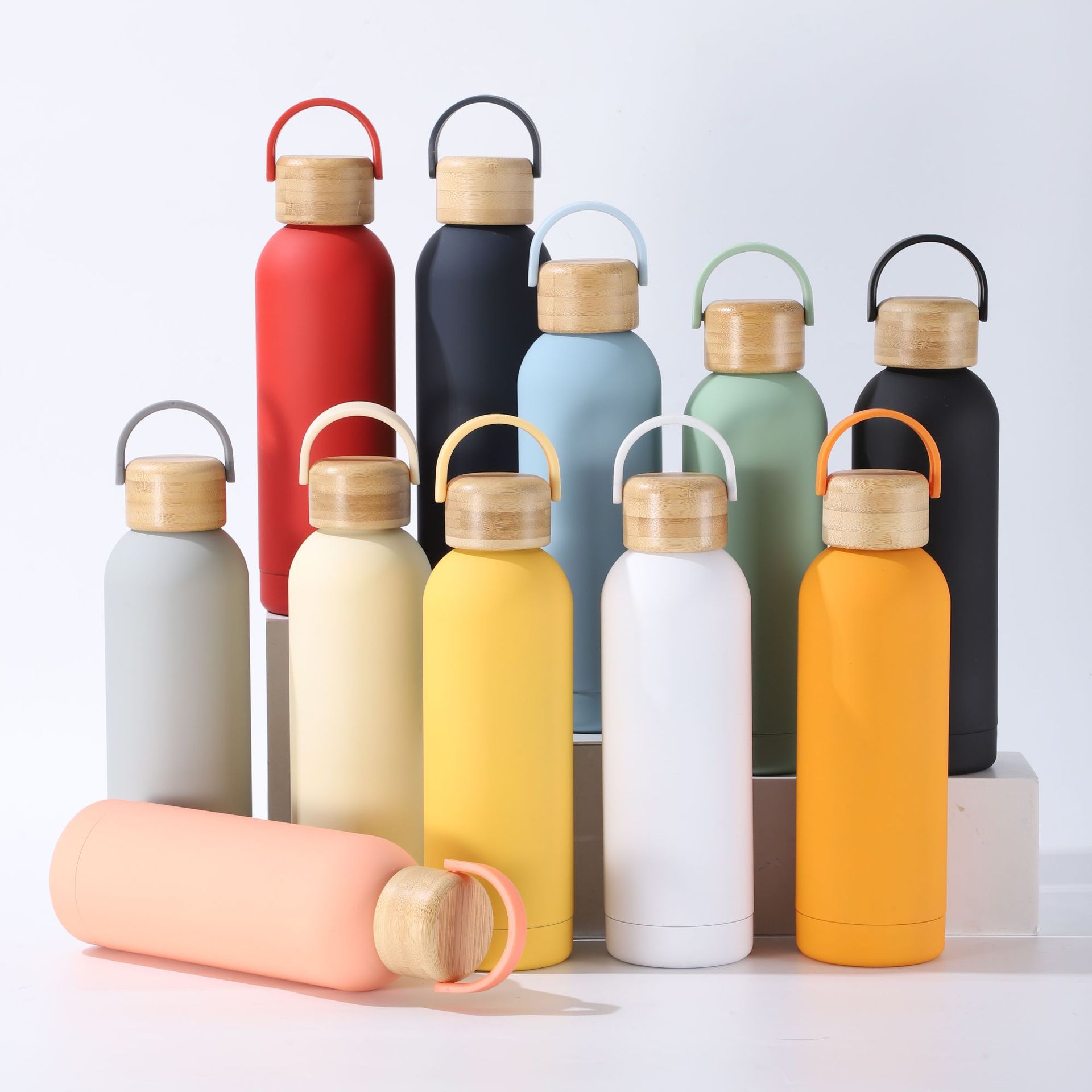 17 OZ Water Bottle with Bamboo Lid 5