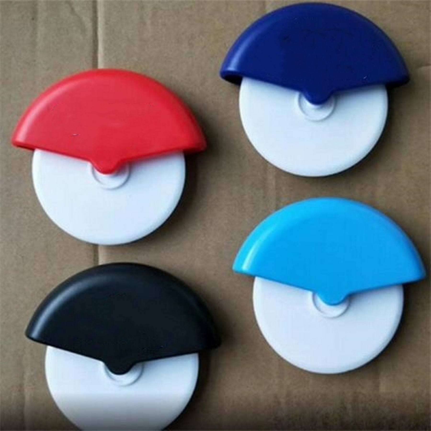 Plastic Pizza Cutter 2