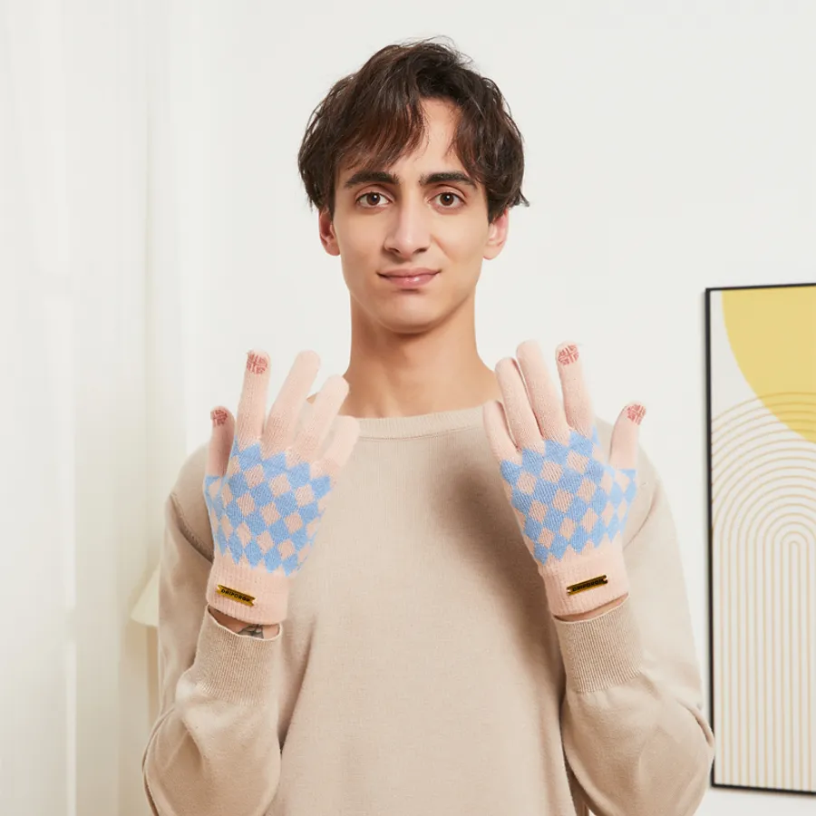 Wondrous Cashmere Gloves 11