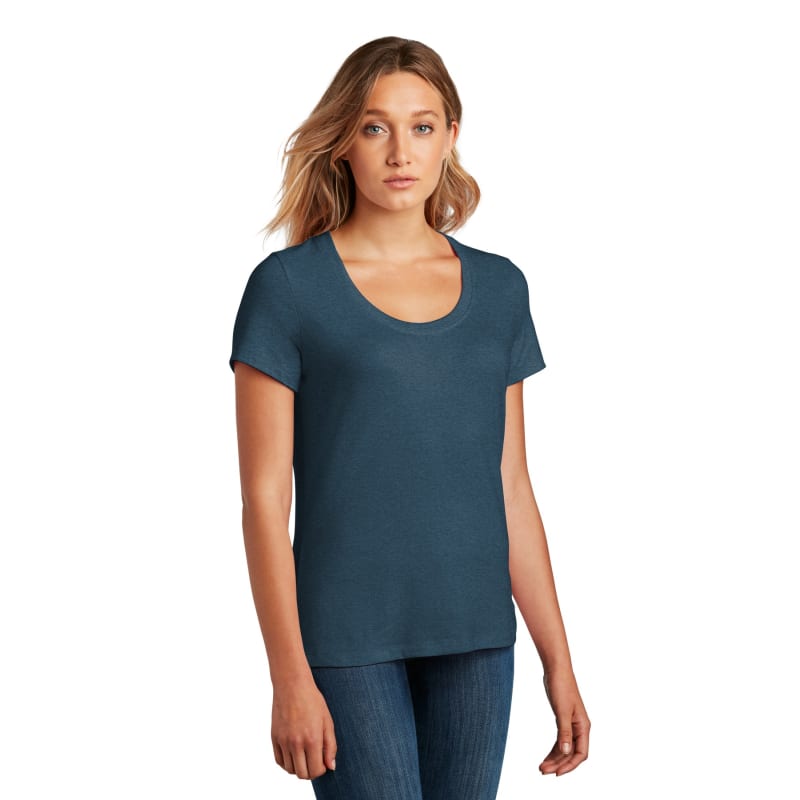 District Women's Flex Scoop Neck Tee 36