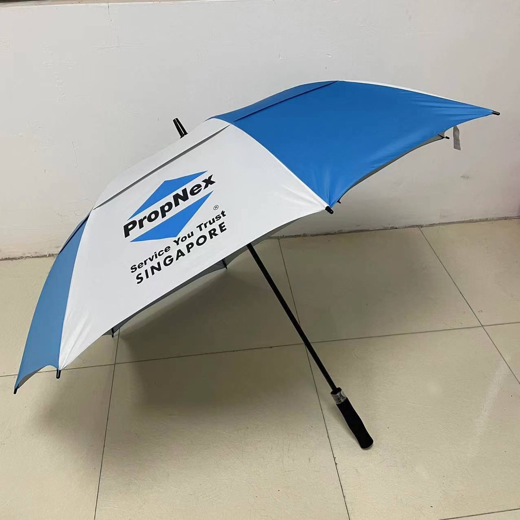 Automatic Open Windproof Golf Umbrella With Double Canopy 14