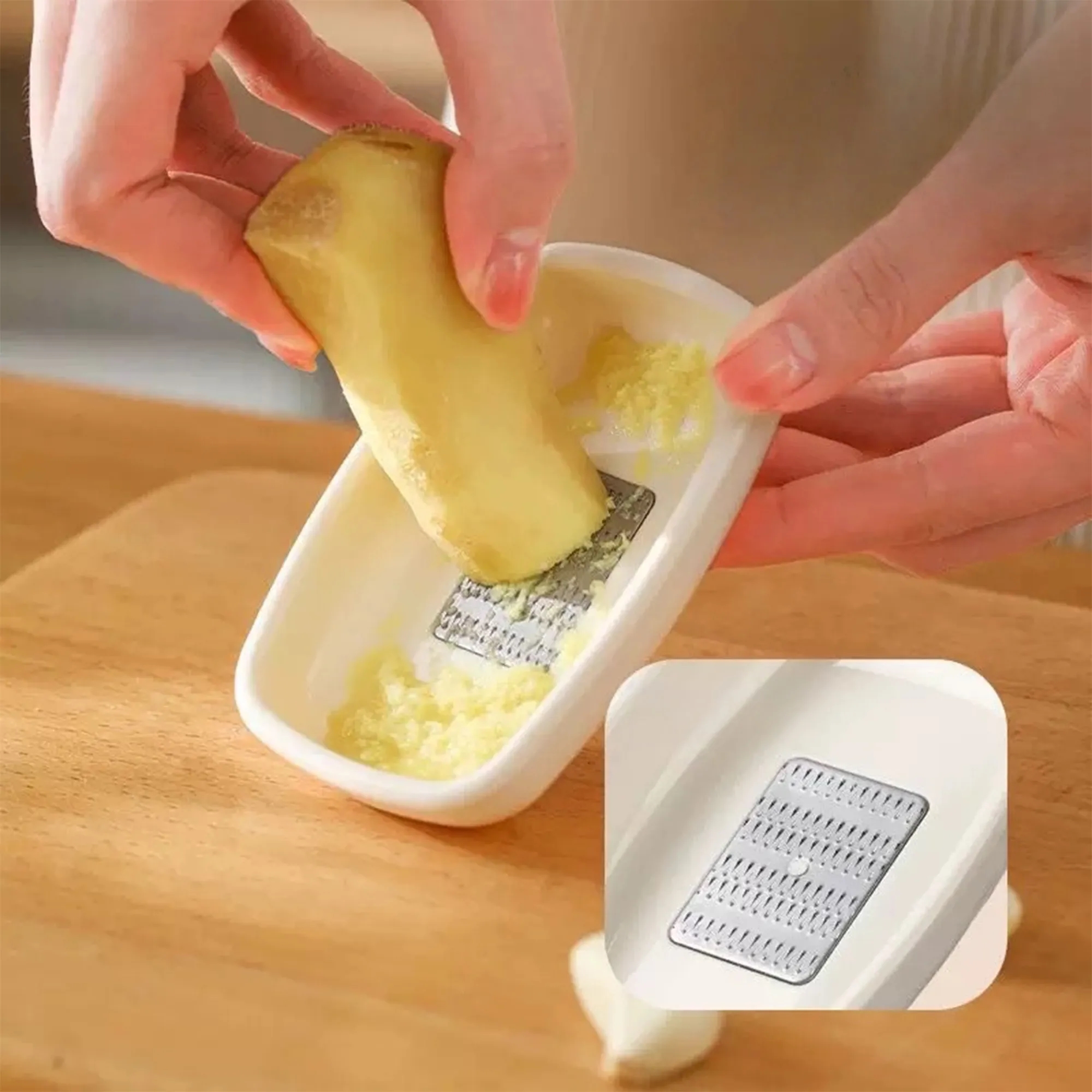 Multi-functional Manual Garlic Press 4