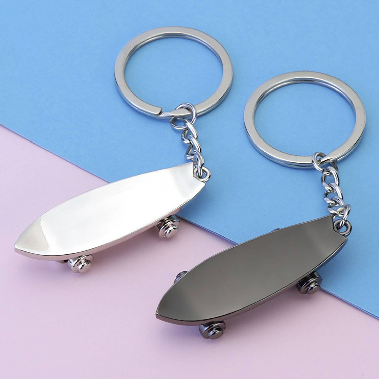 Zinc Alloy Skateboard Shaped Keychain 1