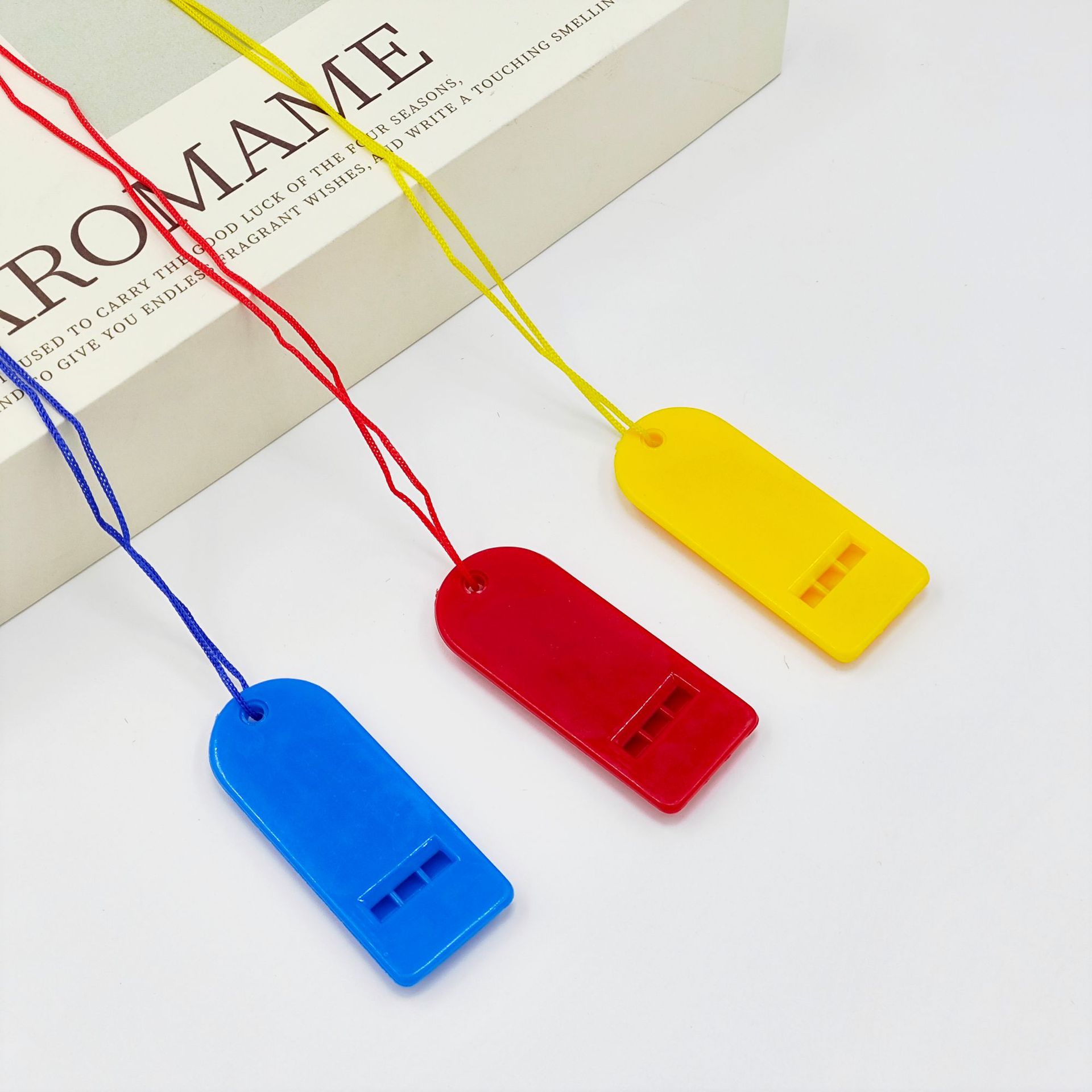 Outdoor Survival Whistle 3