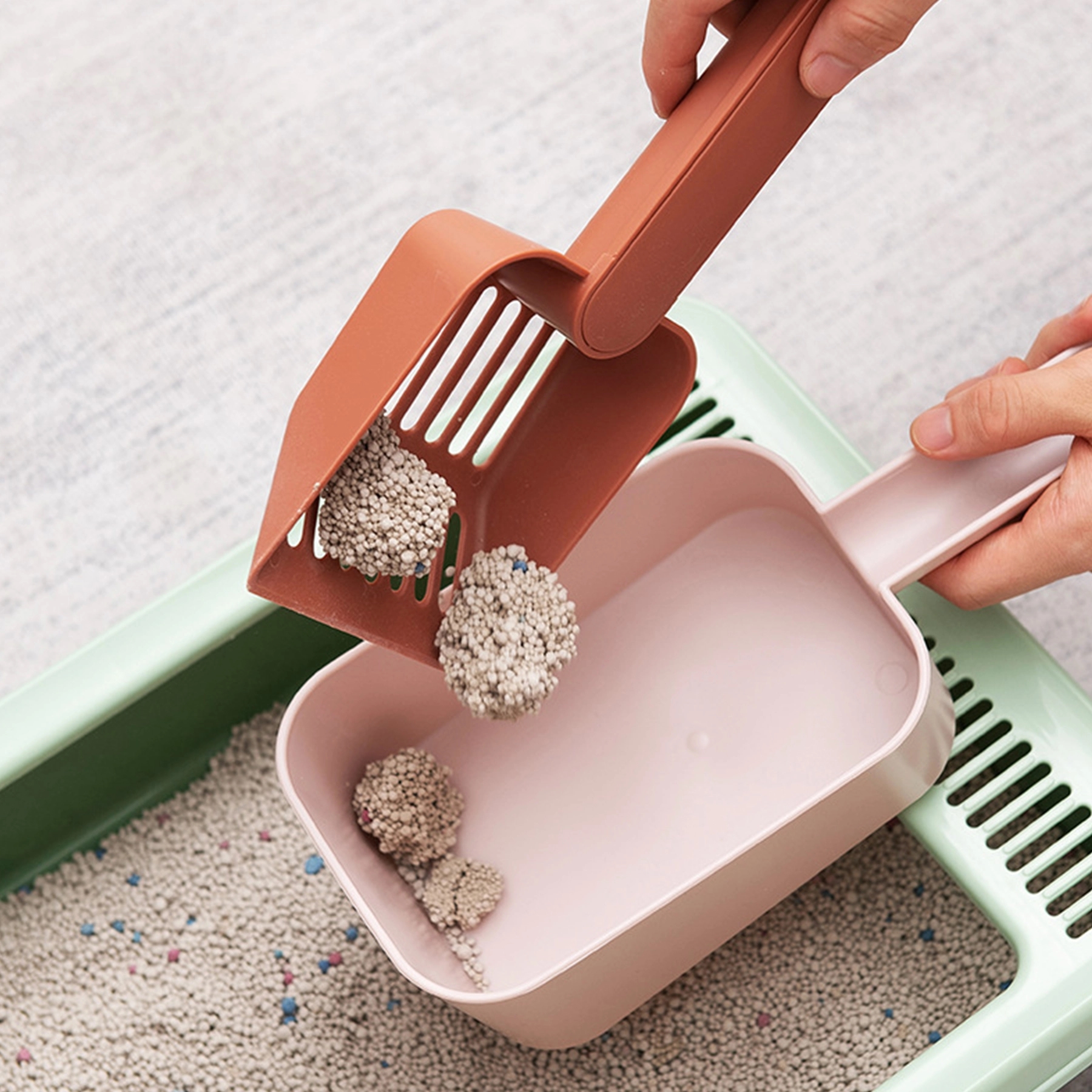 Multifunctional Cat Litter Spatula 1