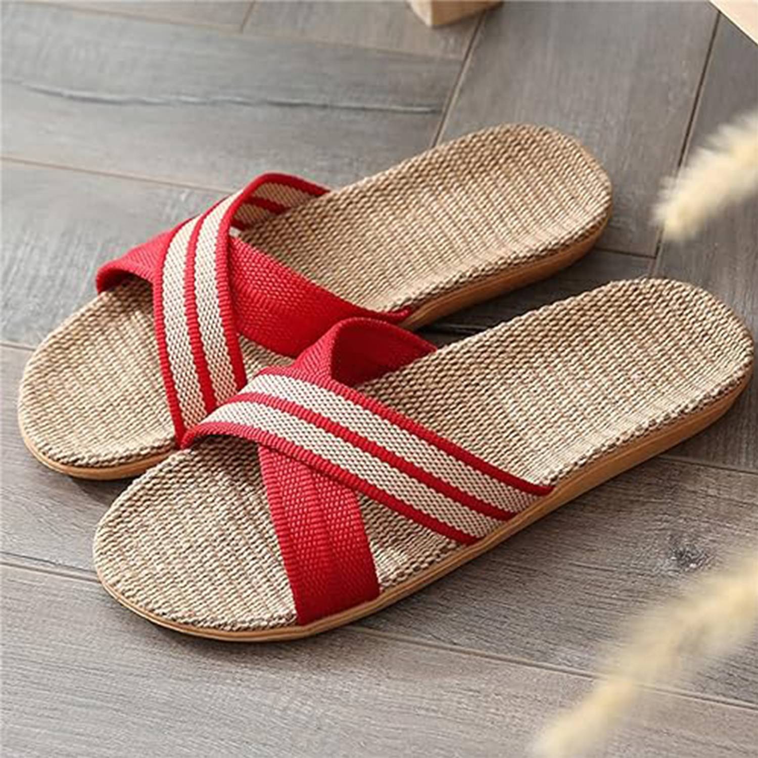 Easy and Comfortable Home Linen Slippers 1