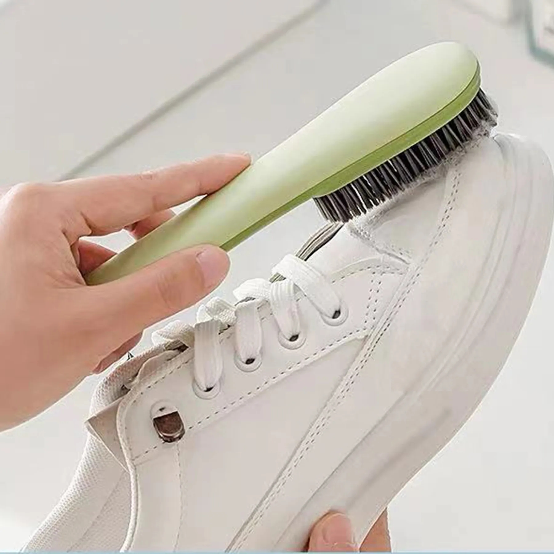 Plastic Household Long Handled Soft Non Damaging Shoe Brush 4
