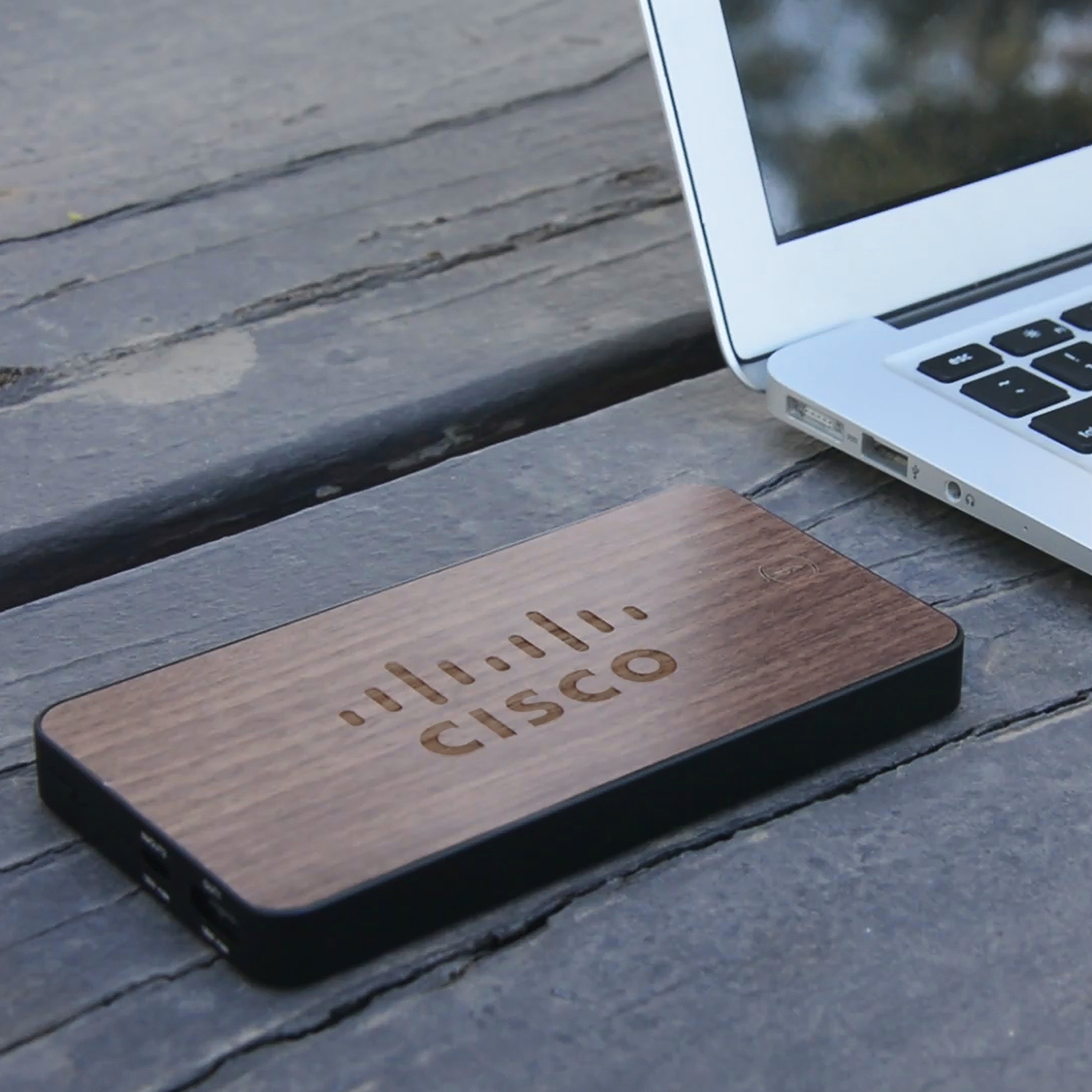 Sequoia 2 Eco Friendly Wood Qi Power Bank