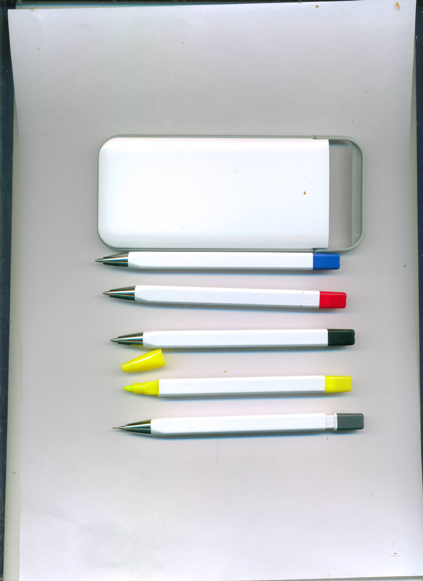 Rainbow Pen, Pencil & Highlighter Set With Portable Case 6