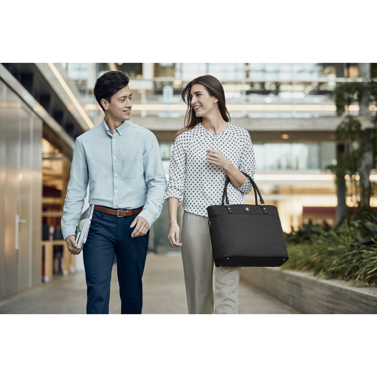 Victorinox® - Swiss Army Victoria Strive Tote Bag 7