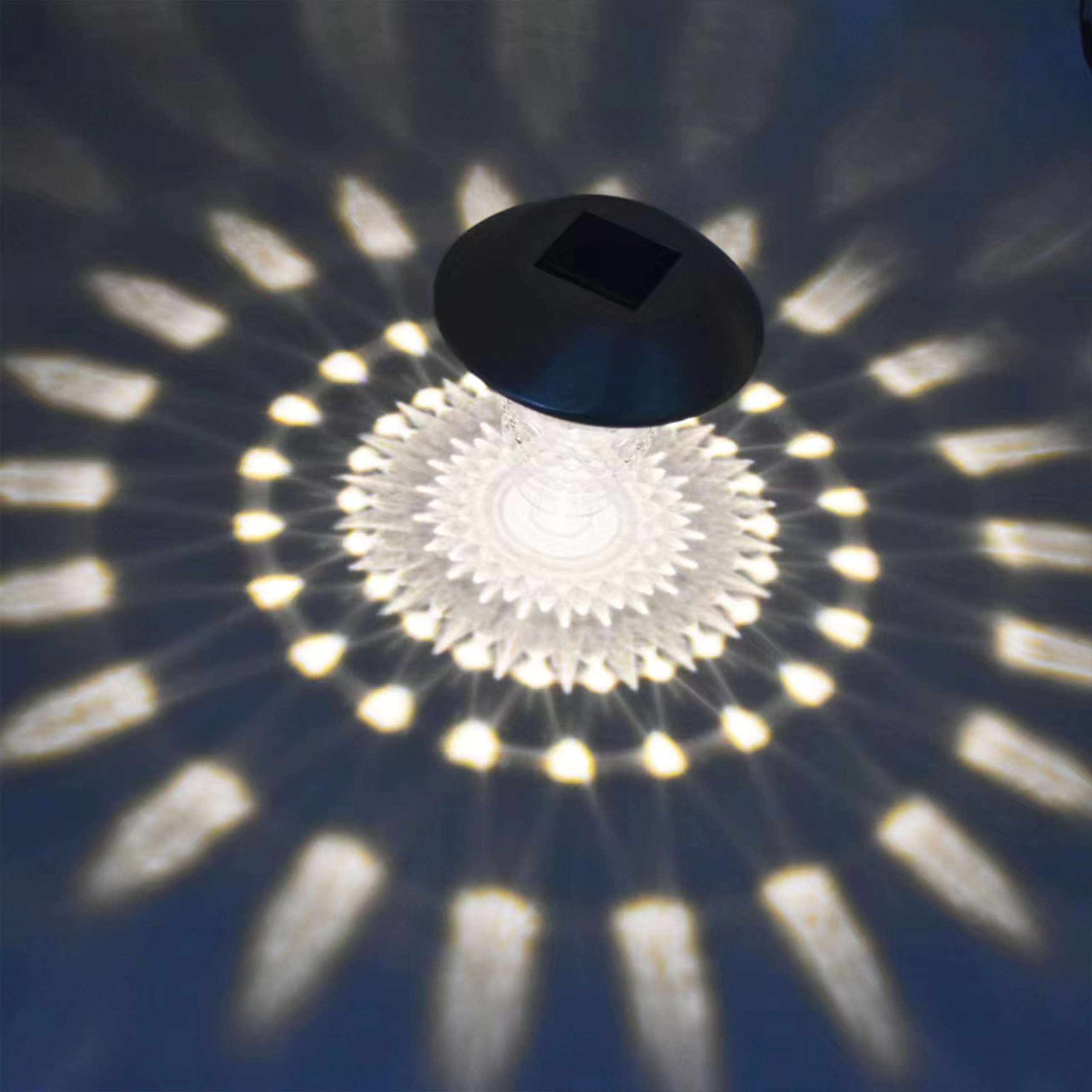 Polypropylene Outdoor Courtyard Lighting 4