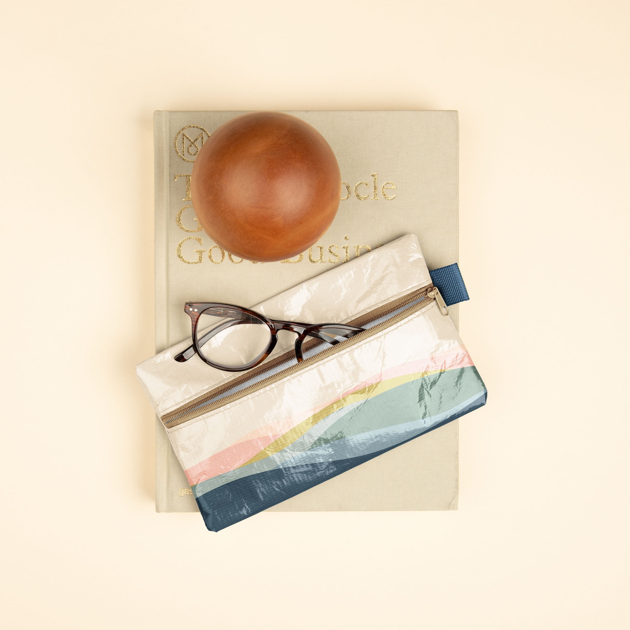 ZIP FRONT POUCHES - LAMINATED NON-WOVEN RPET - MEDIUM