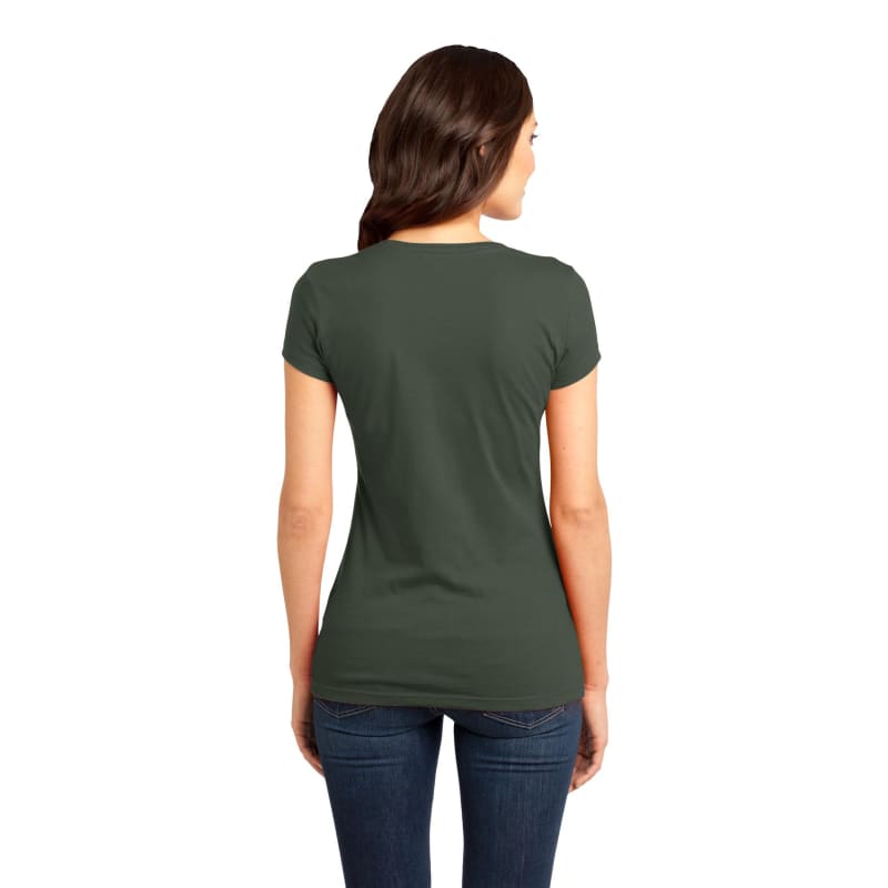 District Women's Fitted Very Important Tee . 62