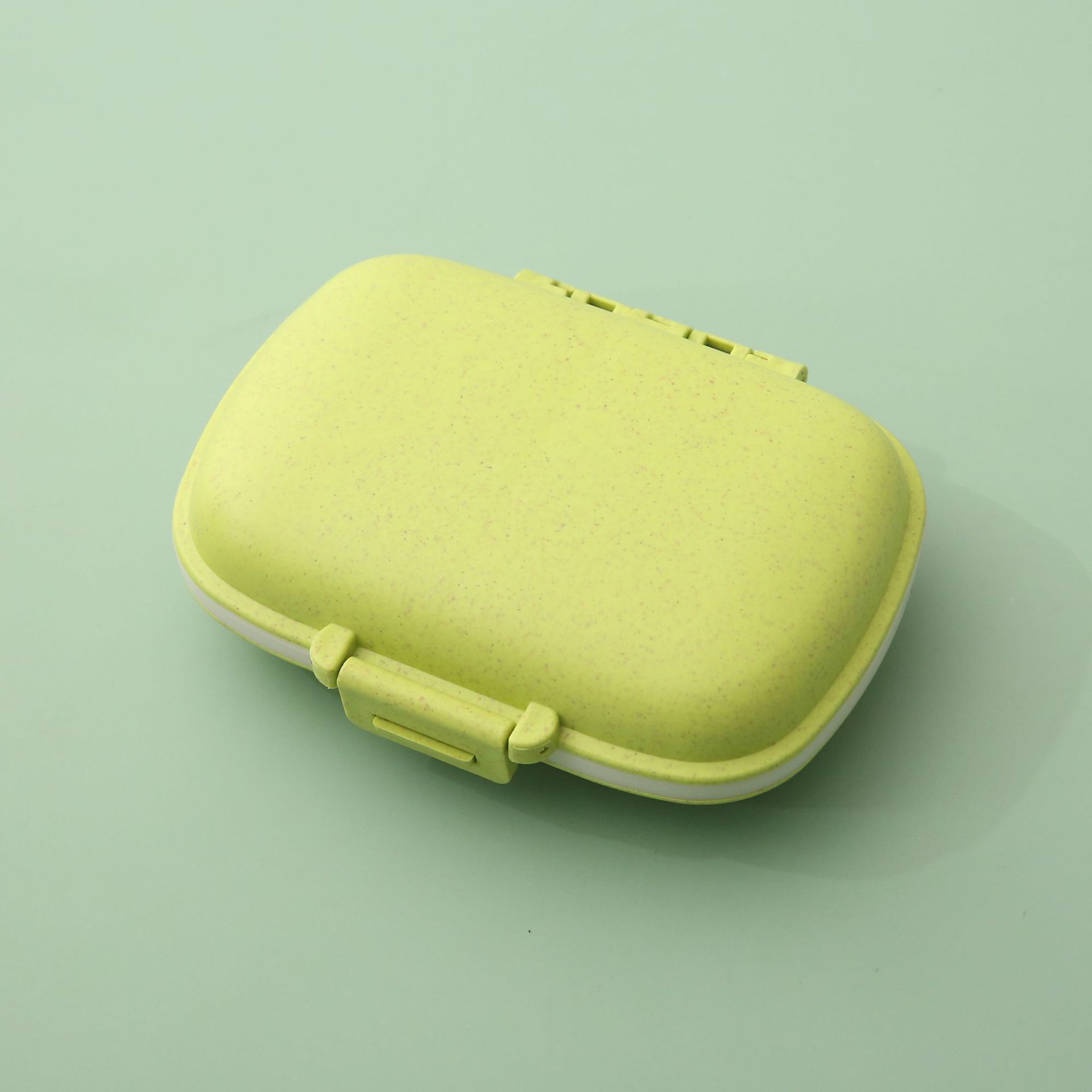 8 Compartments Wheat Straw Portable Daily Pill Organizer 8