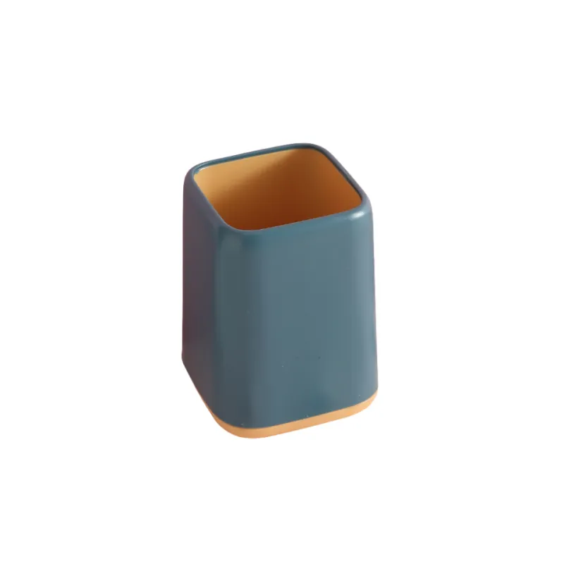 Pen Container 2