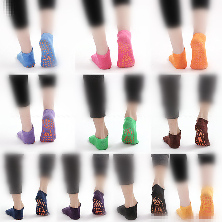 Youth Soft Non Slip Trampoline Socks / Yoga Socks 4