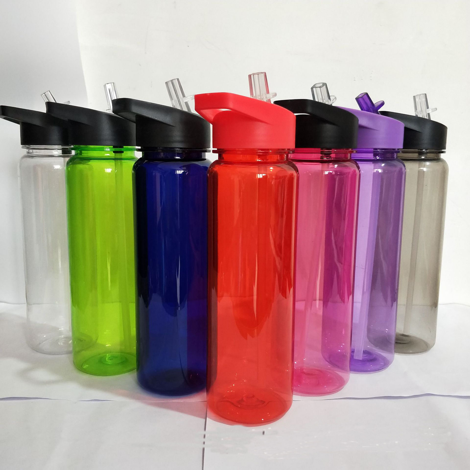 Portable Water Bottle With A Nozzle 2