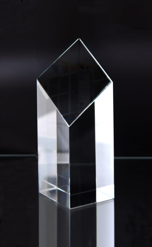 Medium Diamond Pillar 3