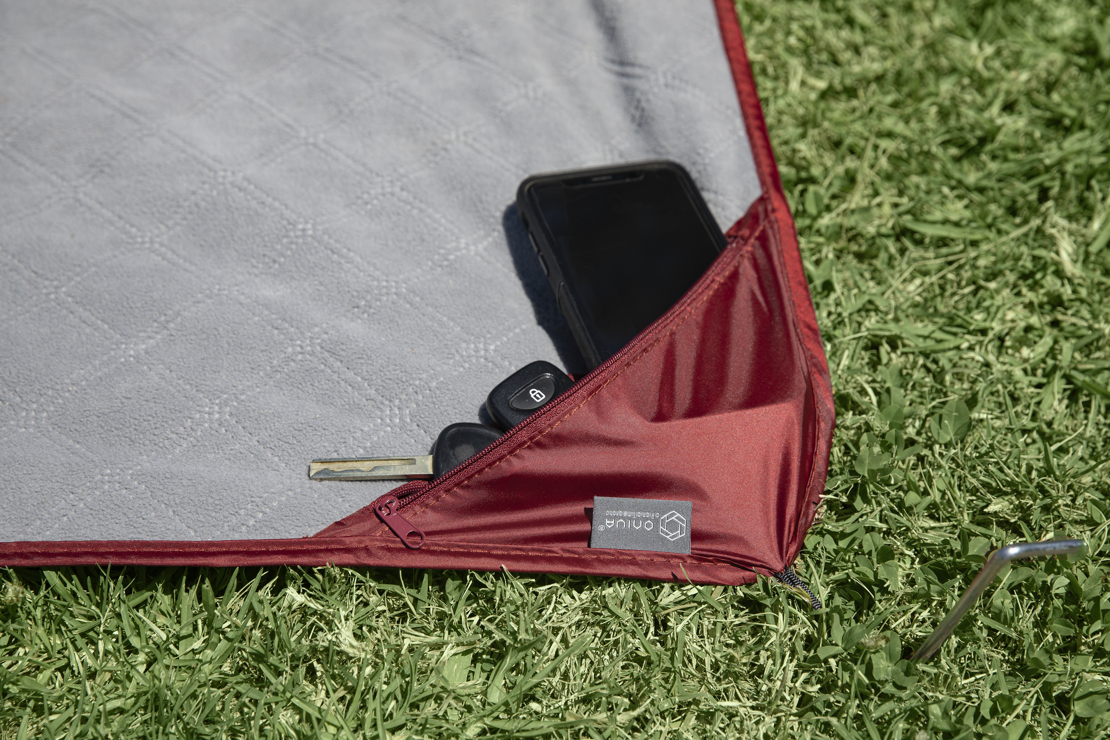 All-Purpose Machine Washable Stadium Blanket 7
