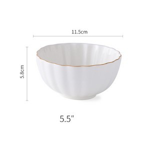 5.5 Inch Porcelain Bowl with Gold Rim 4