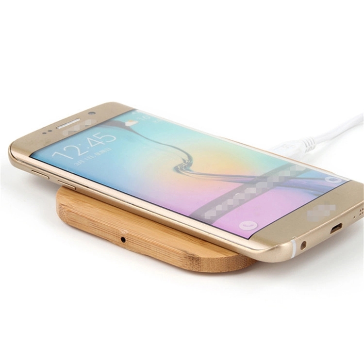 Bamboo Magnetic Wireless Charger 4