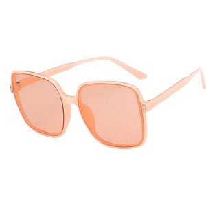 Fashion Sunglasses With Gradient Lenses 7