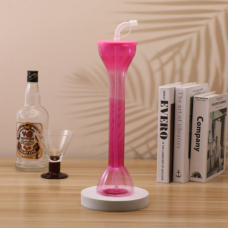Plastic Yard Cup with Lid and Straw 2