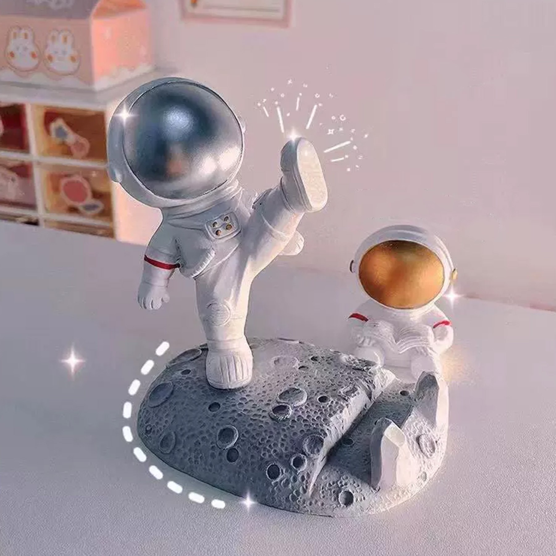 Spaceman Desktop Phone Holder 3
