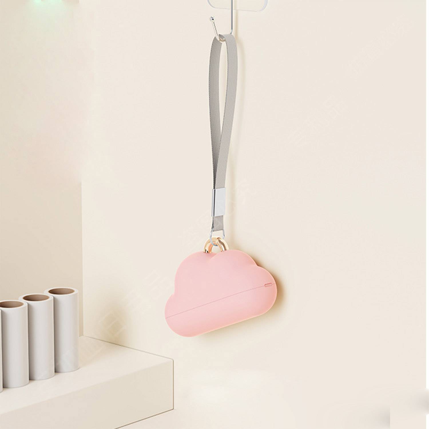 Cloud shaped lint roller 3
