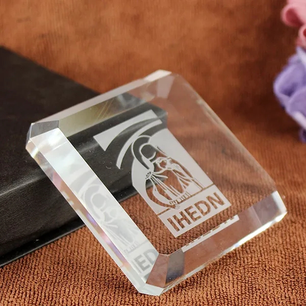 Crystal Beveled Square paperweight 3