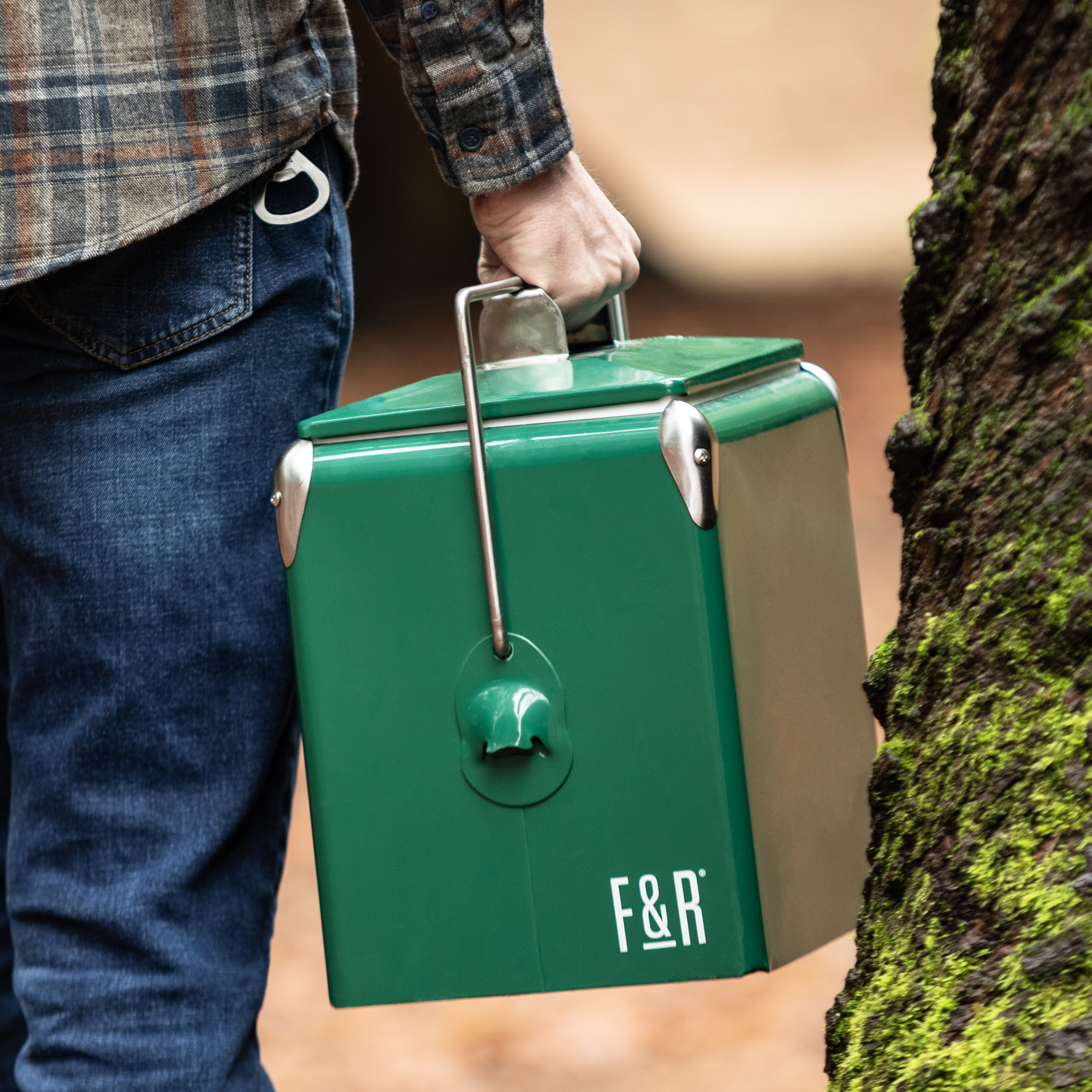 Foster & Rye® Vintage Metal Cooler 14
