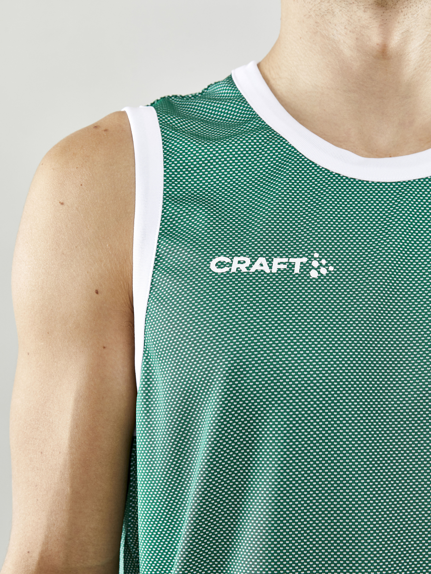 PROGRESS REVERSIBLE BASKET SINGLET M 19