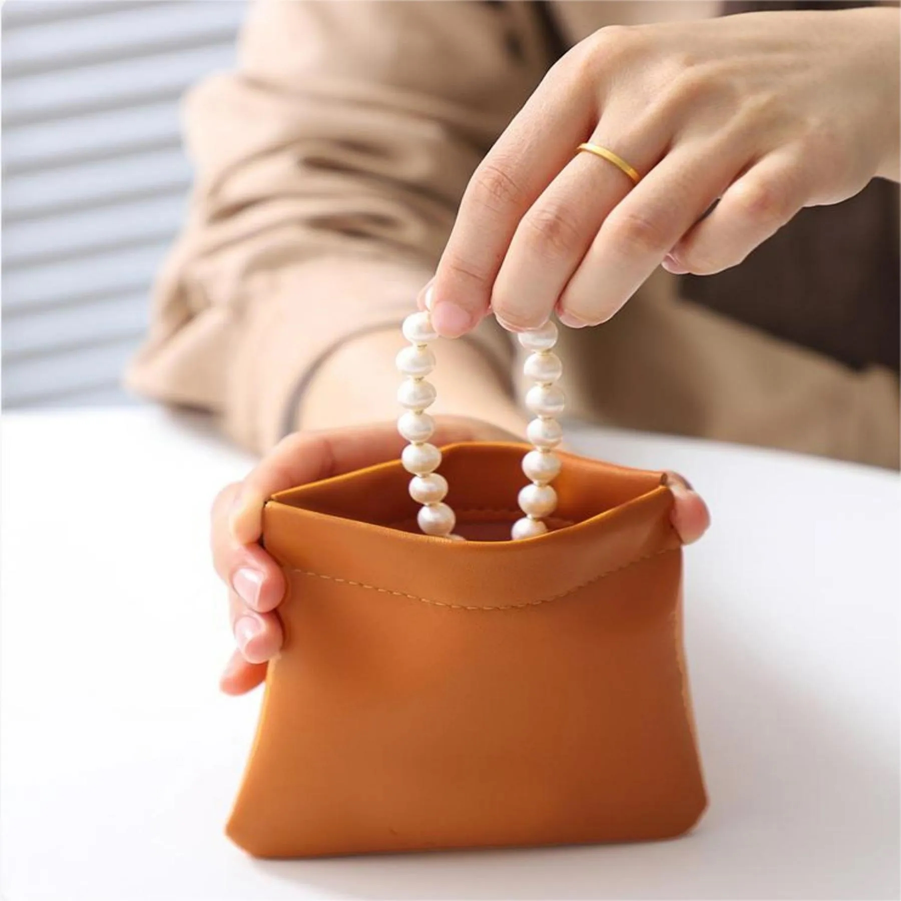 Small Automatic Closing Storage Bag 7