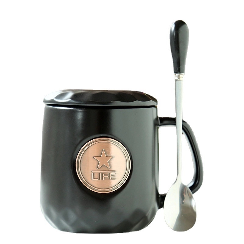 Ceramic Coffee Mug With Lid and Spoon 3