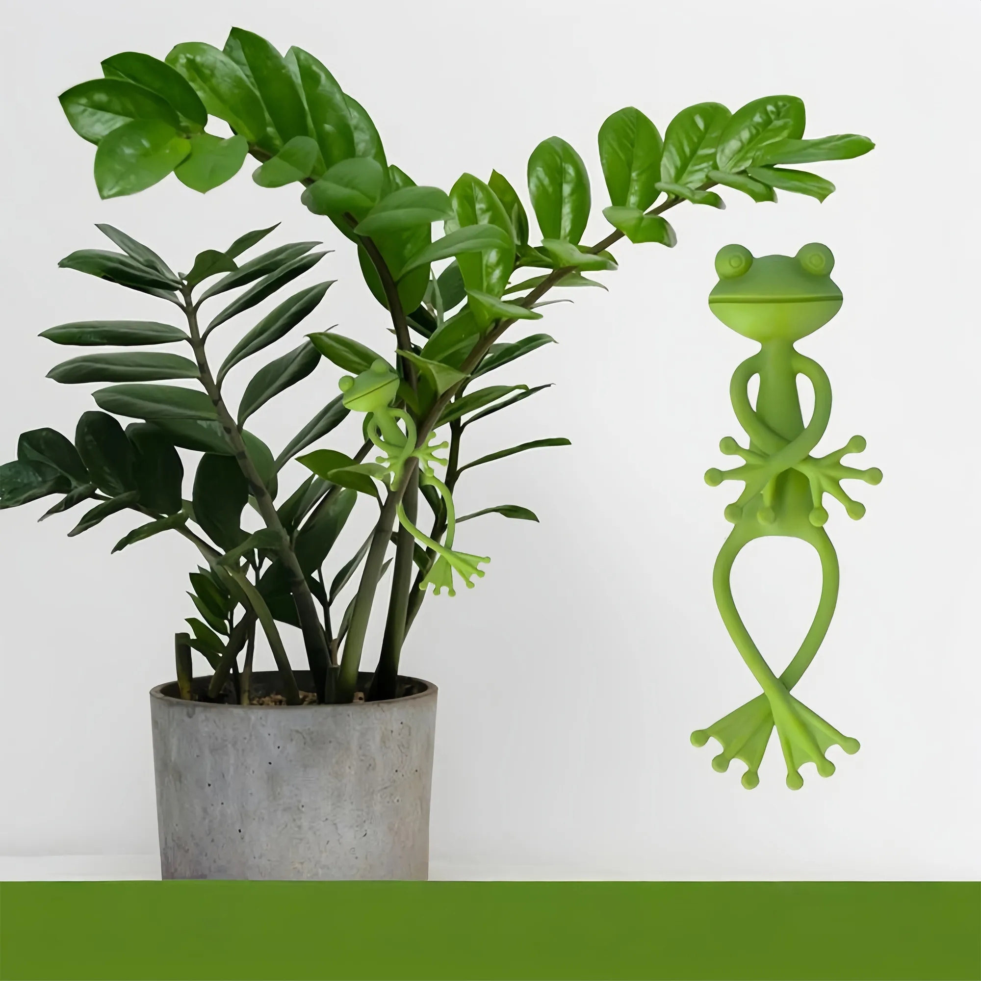 Frog Plant Stand 2