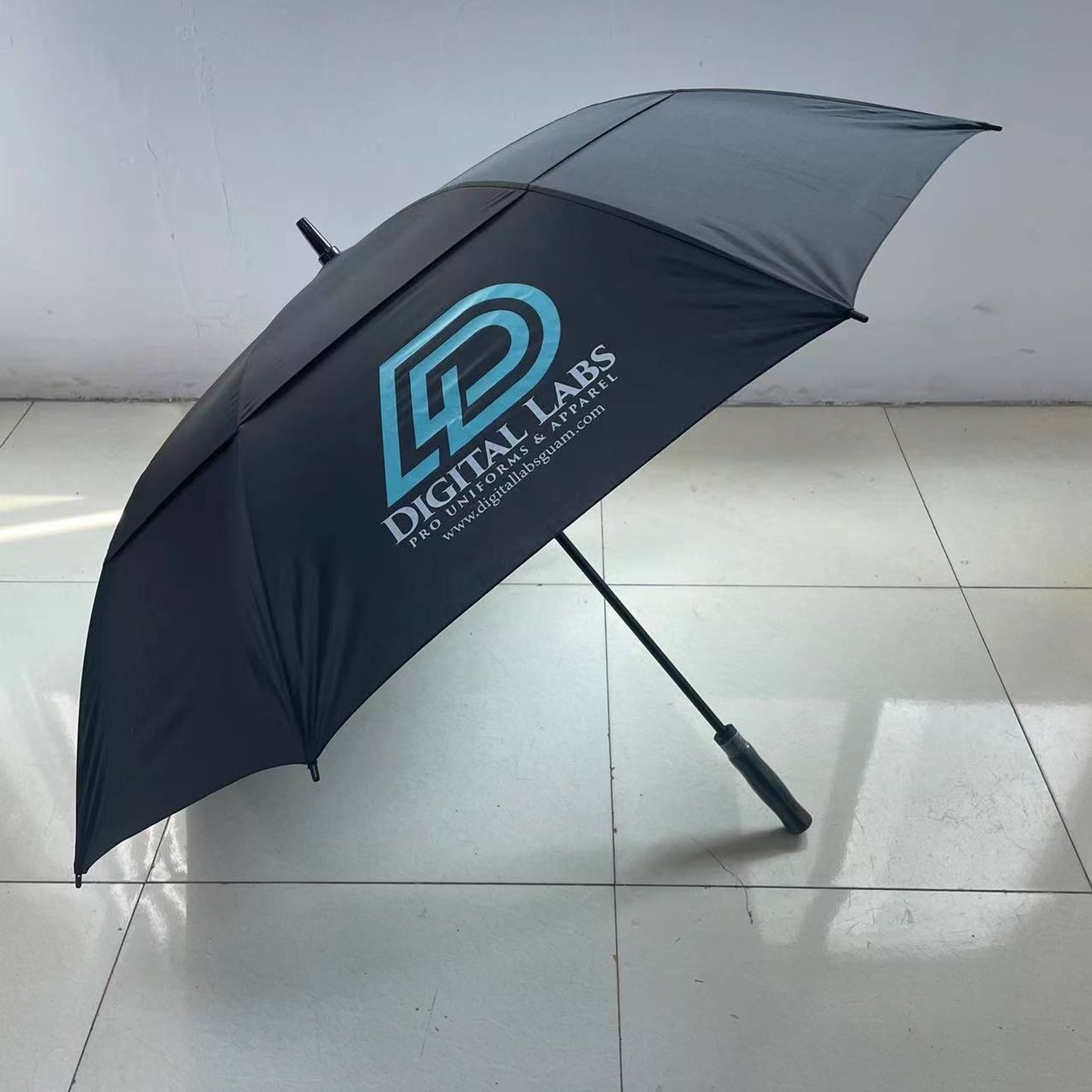 Automatic Open Windproof Golf Umbrella With Double Canopy 1