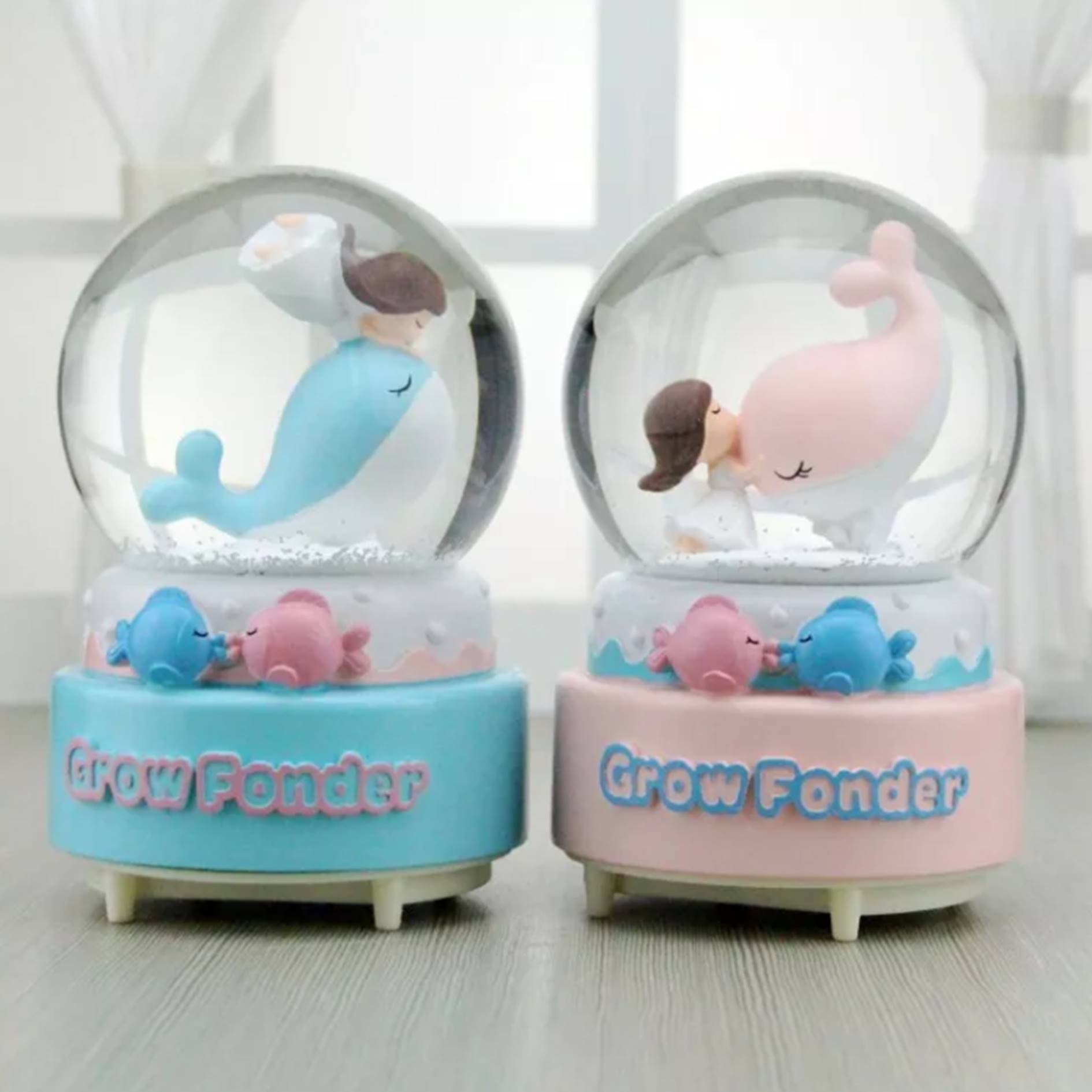 Custom Animal Musical Snow Globe 2