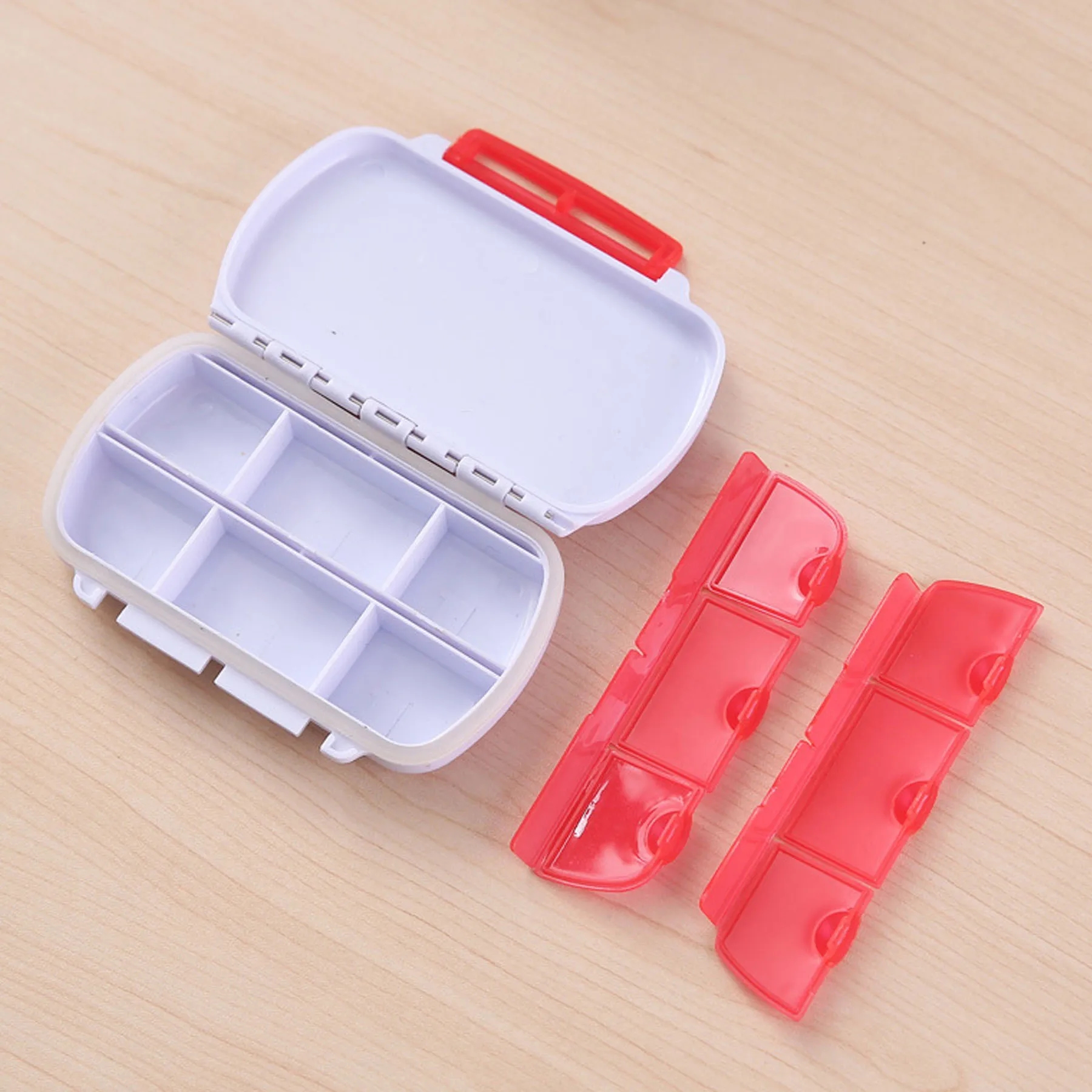 Portable Pill Box With Independent Compartments 4