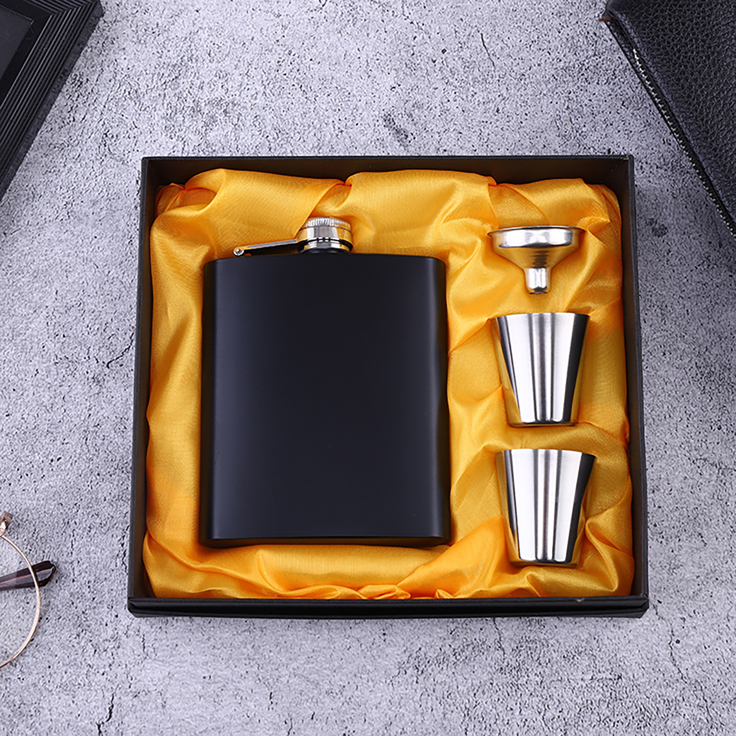 Flask Shot Glass and Funnel Gift Set 6