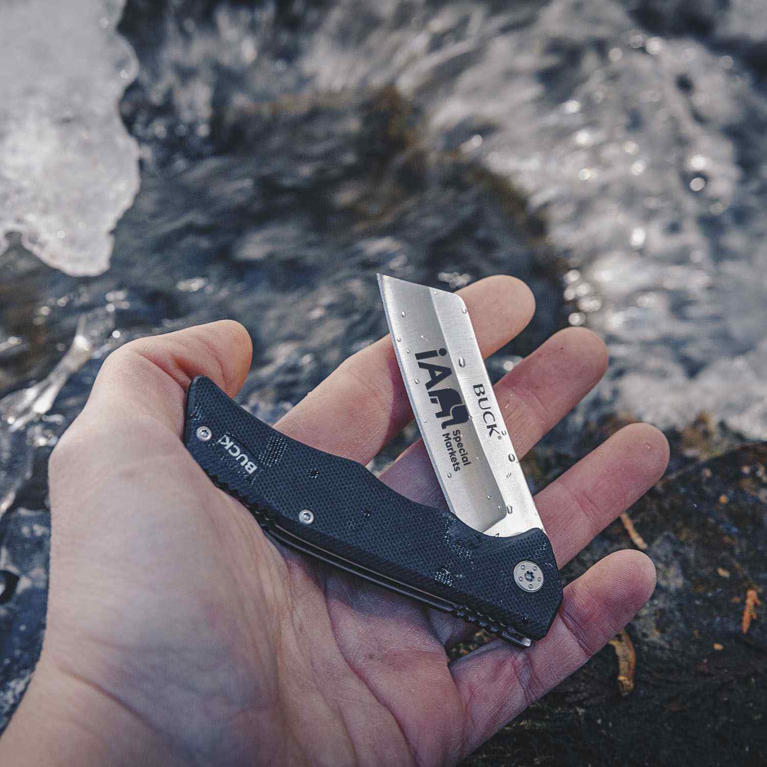 Buck® Trunk Knife 10