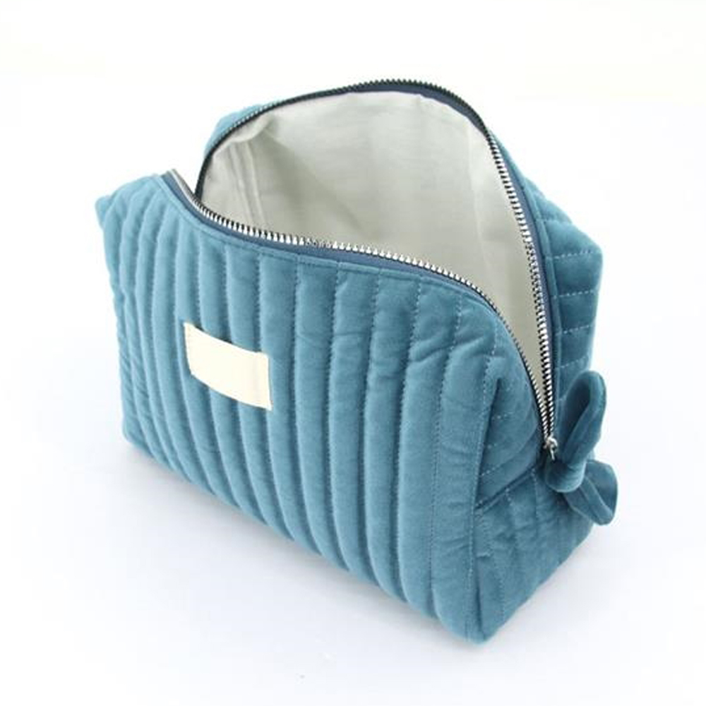Women'S Cosmetic Bag 2