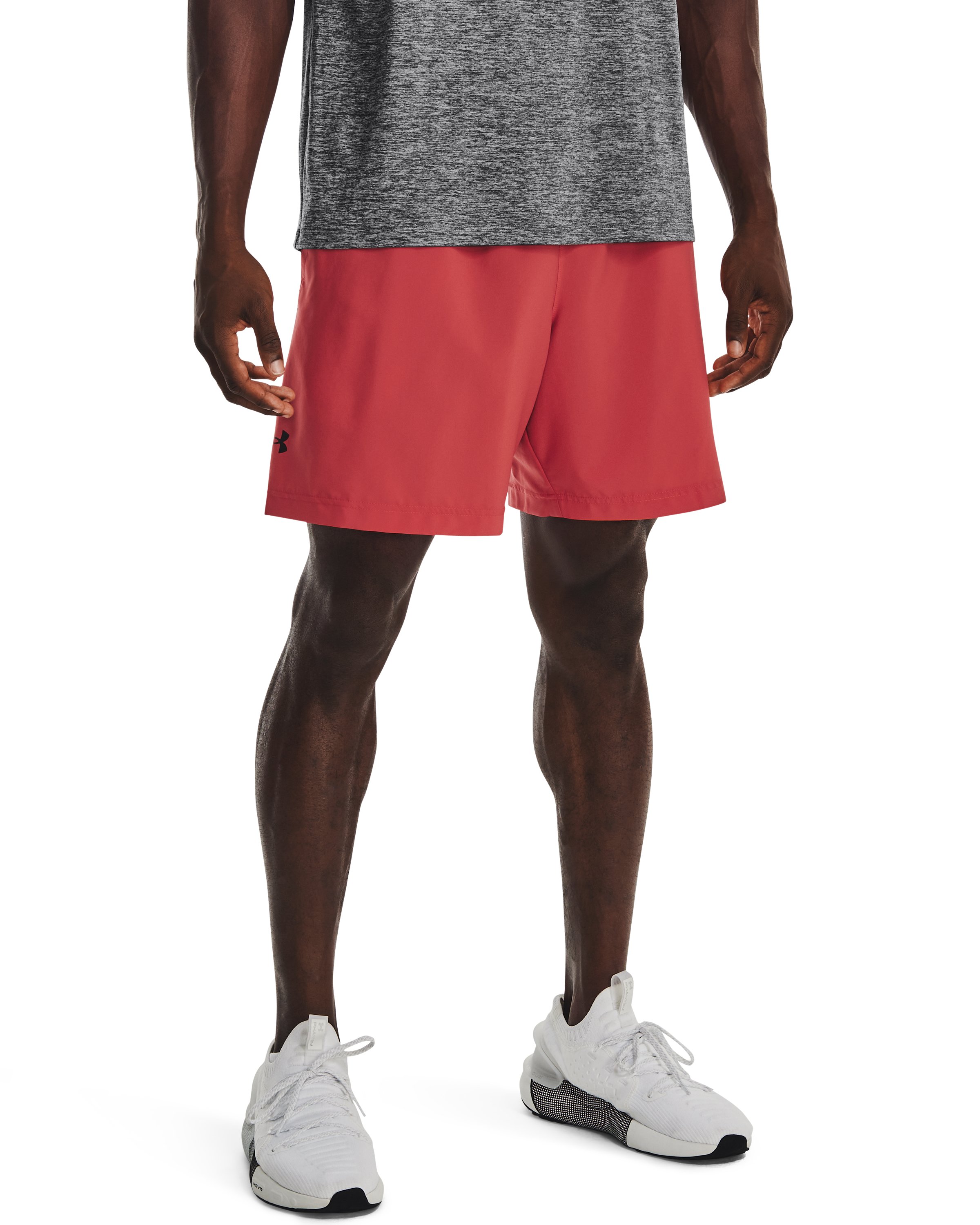 UA Woven Men's 7 Shorts 5