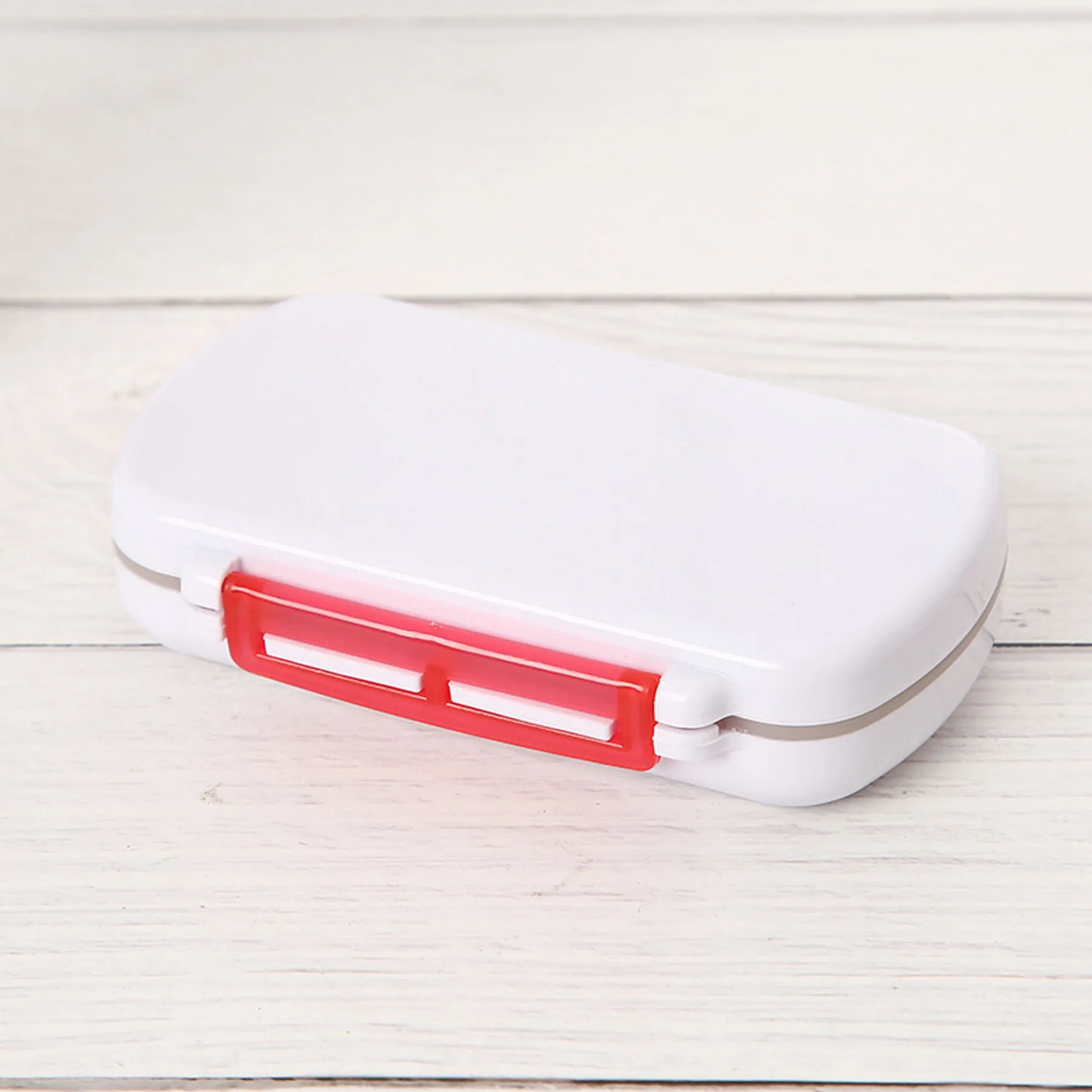 Portable Pill Box With Independent Compartments 7