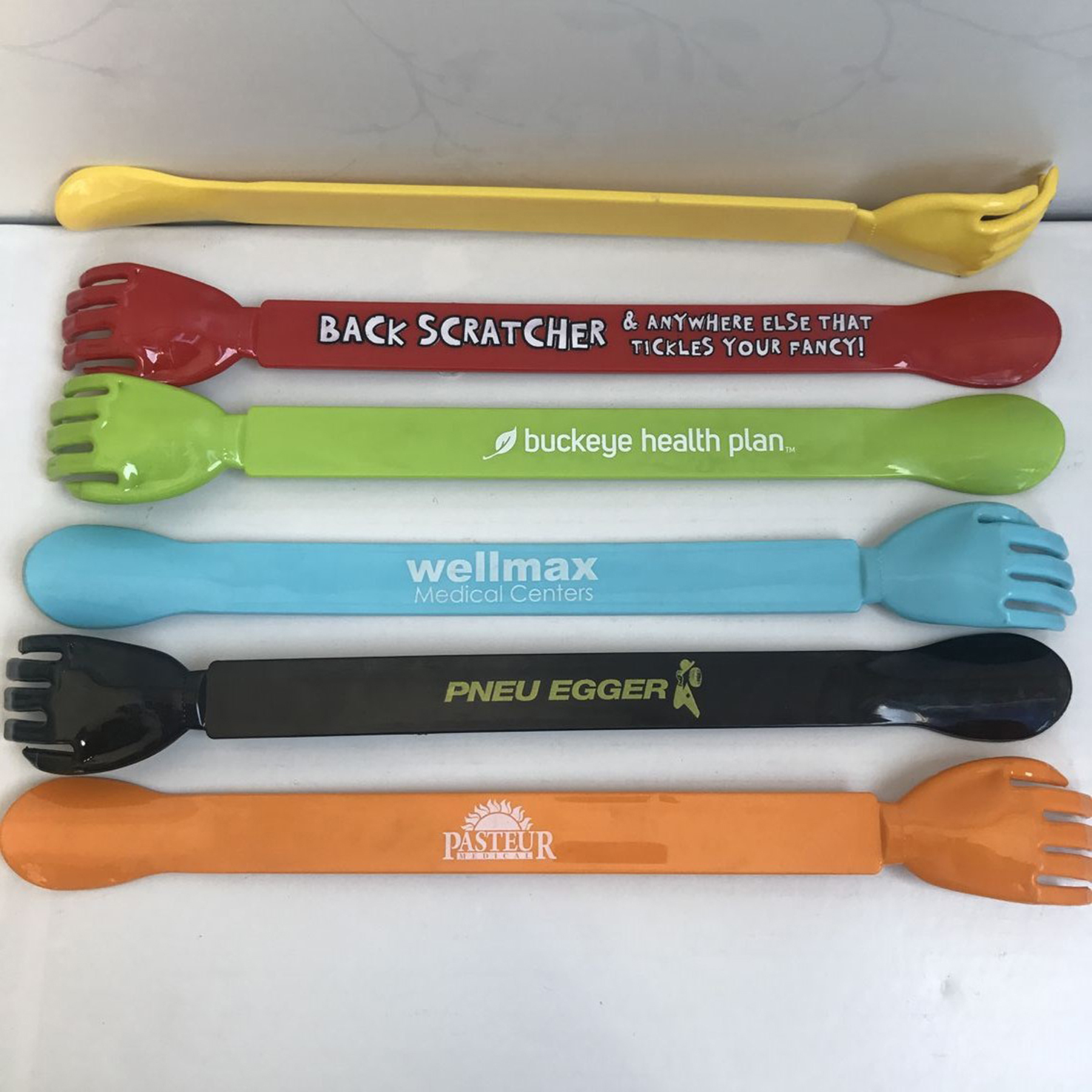 Helping Hand Back Scratcher With Shoe Horn 3