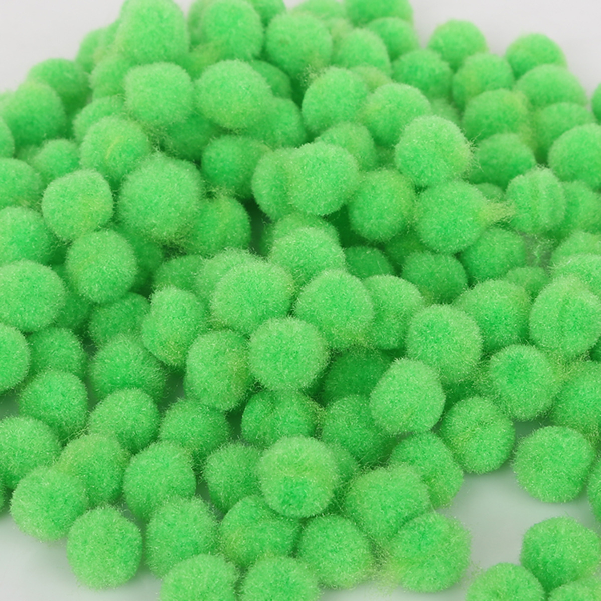 Soft and Fluffy Craft Pom Pom Balls ( 500 pieces ) 10