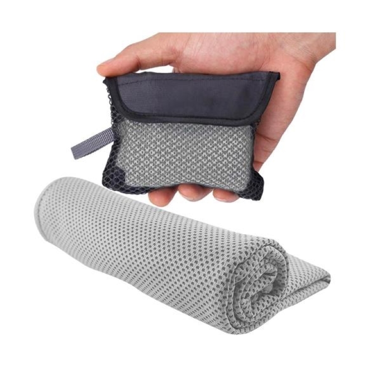 Cooling Towel in Pouch 2
