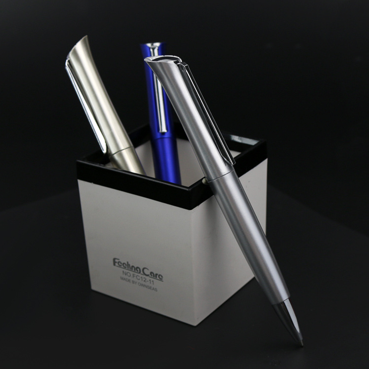 High-End Practical Ballpoint Pen 2