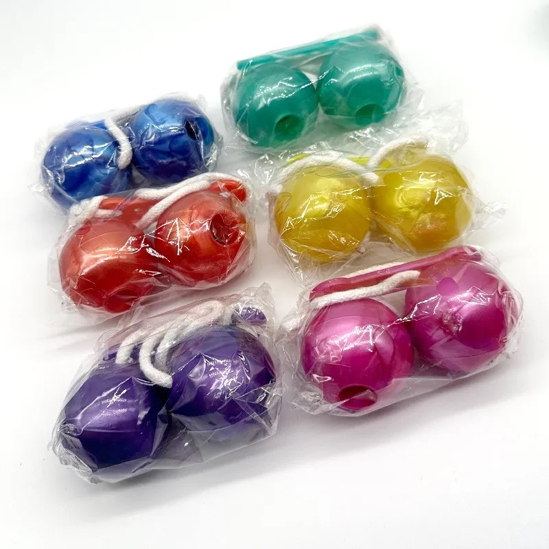 Pro-Clackers Ball 3